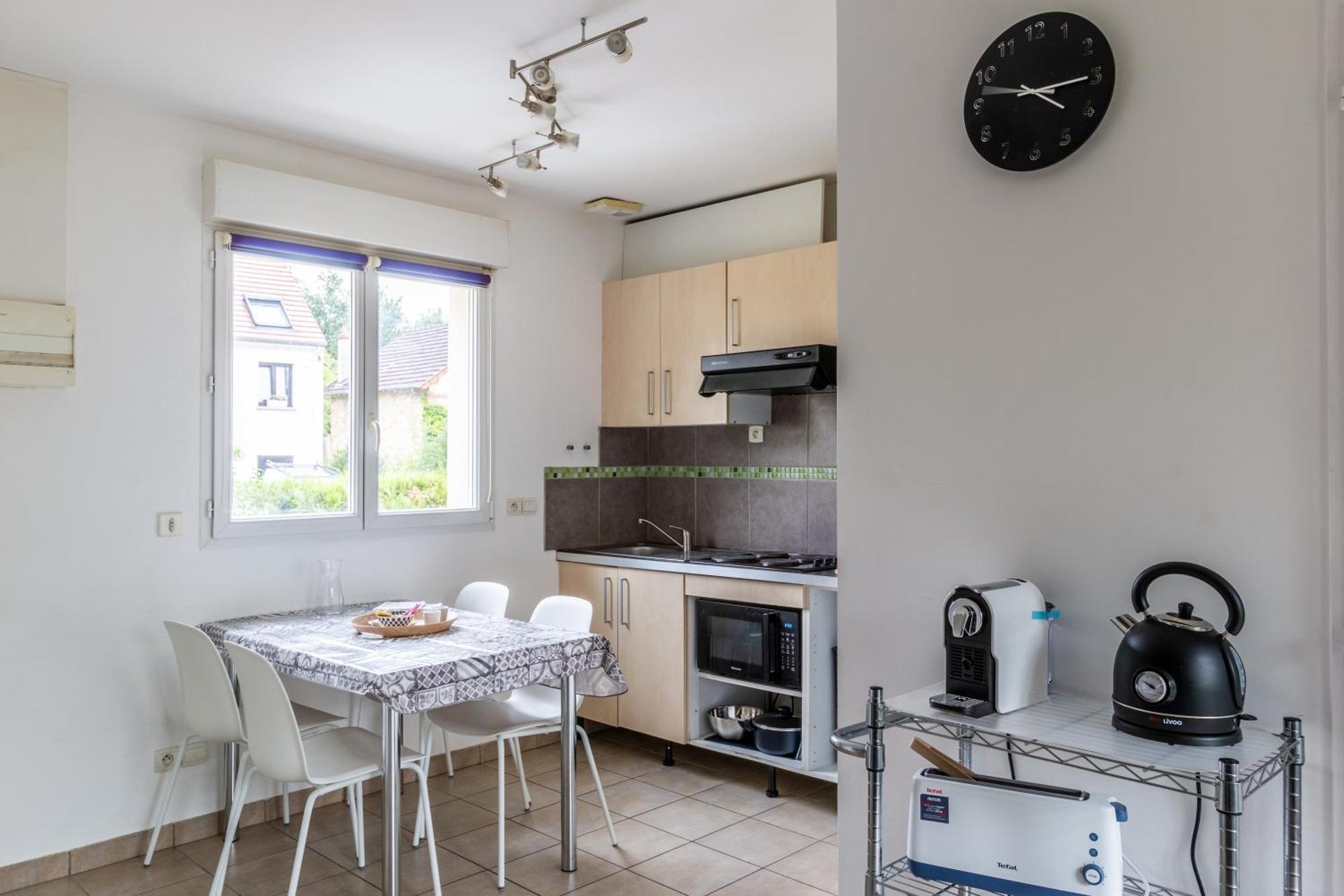 Le Duplex , Proche Gare Rer, Parking, Arrivee Autonome Apartment Palaiseau Exterior photo